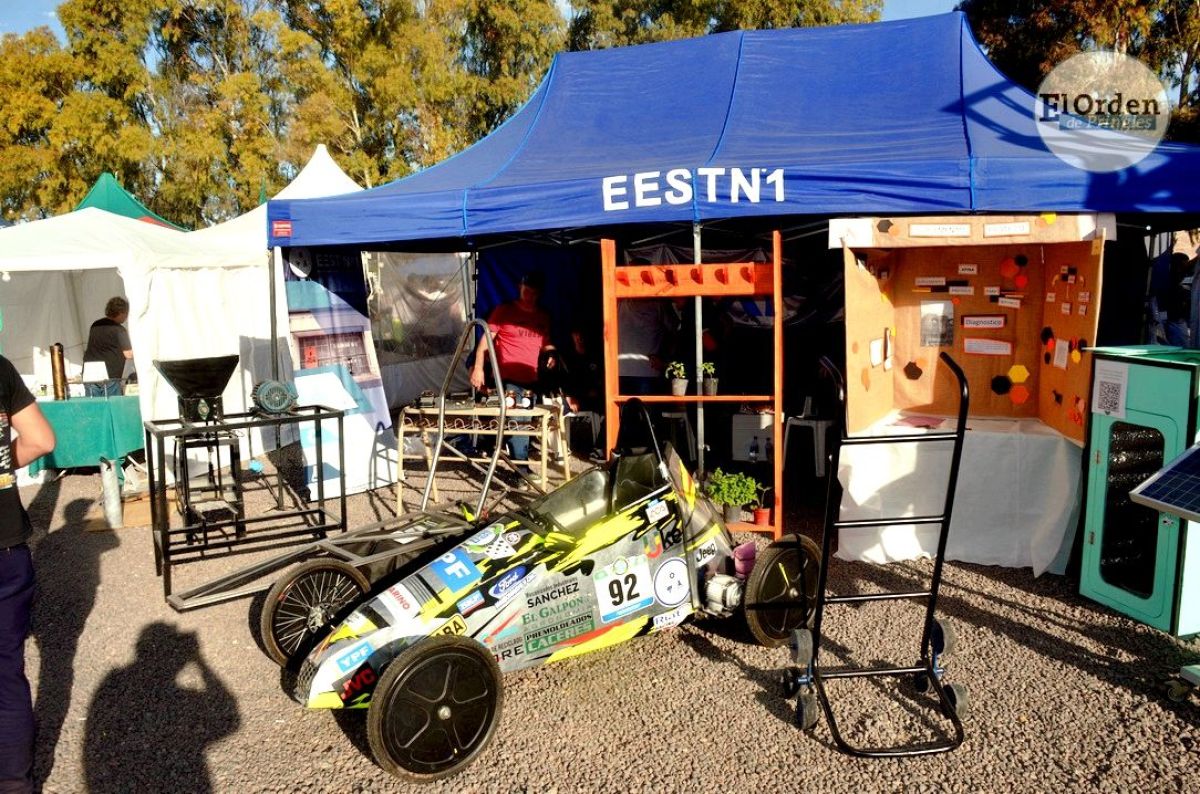 Con acto oficial, desfile y discursos se realizó la muestra ganadera pringlense