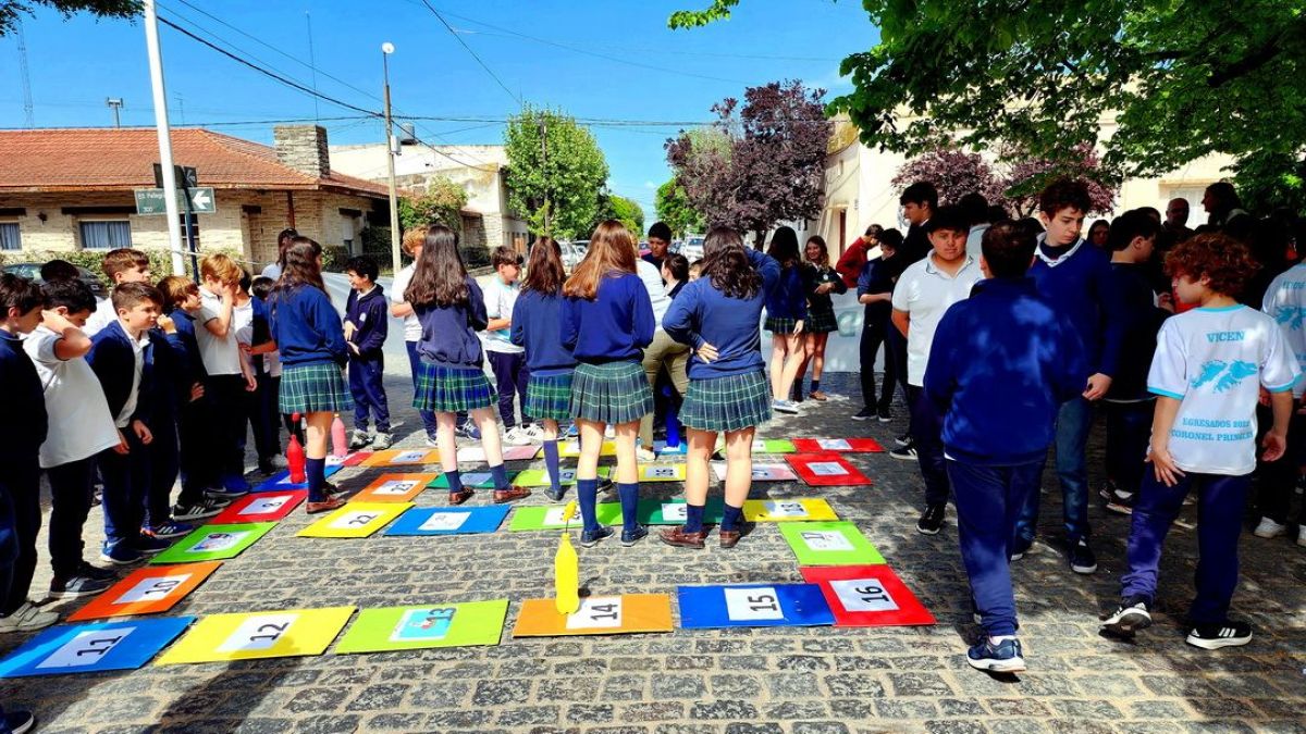 El cuidado de la Tierra, tema central de la muestra institucional.