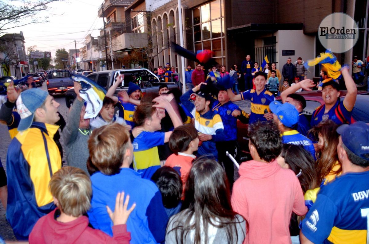 Boca fue Campeón y se festejó en el centro pringlense
