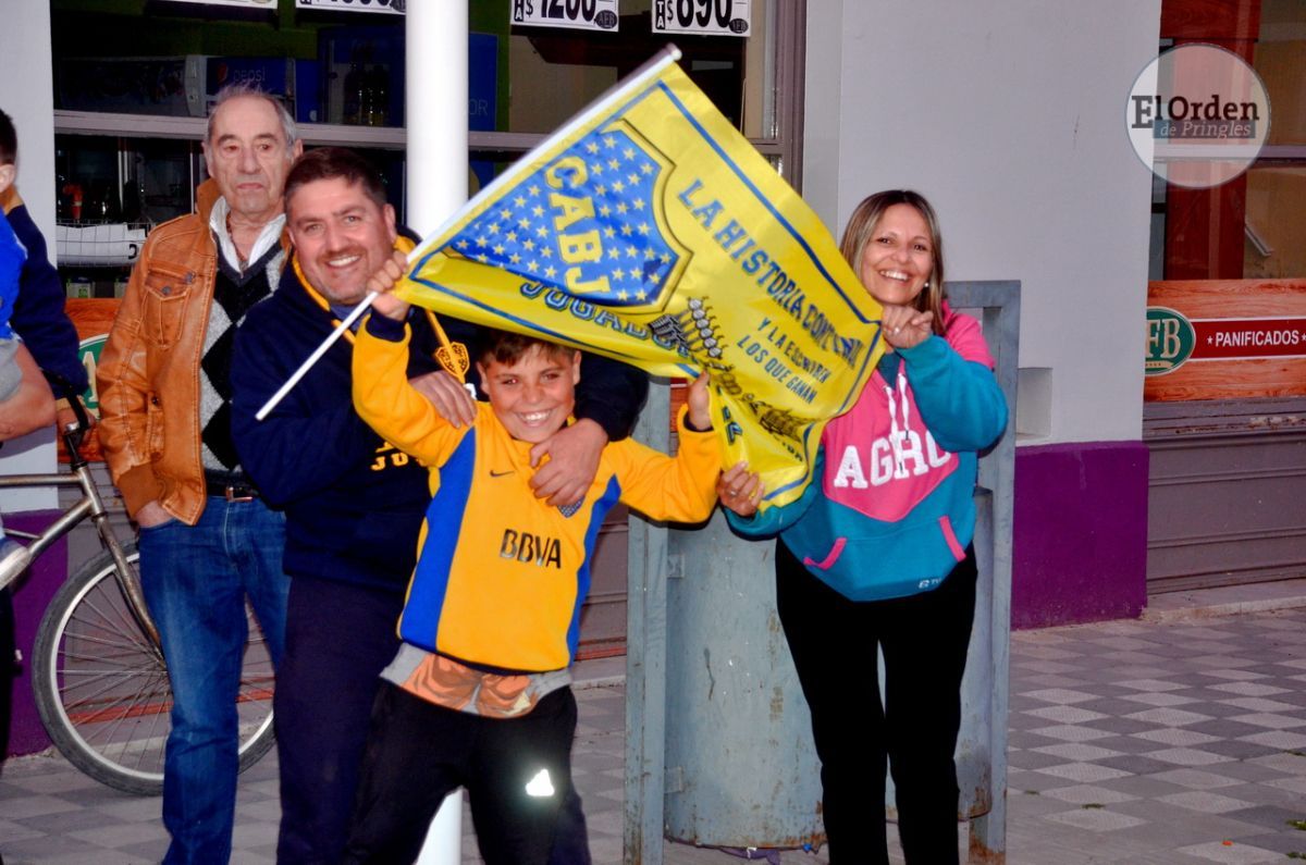 Boca fue Campeón y se festejó en el centro pringlense