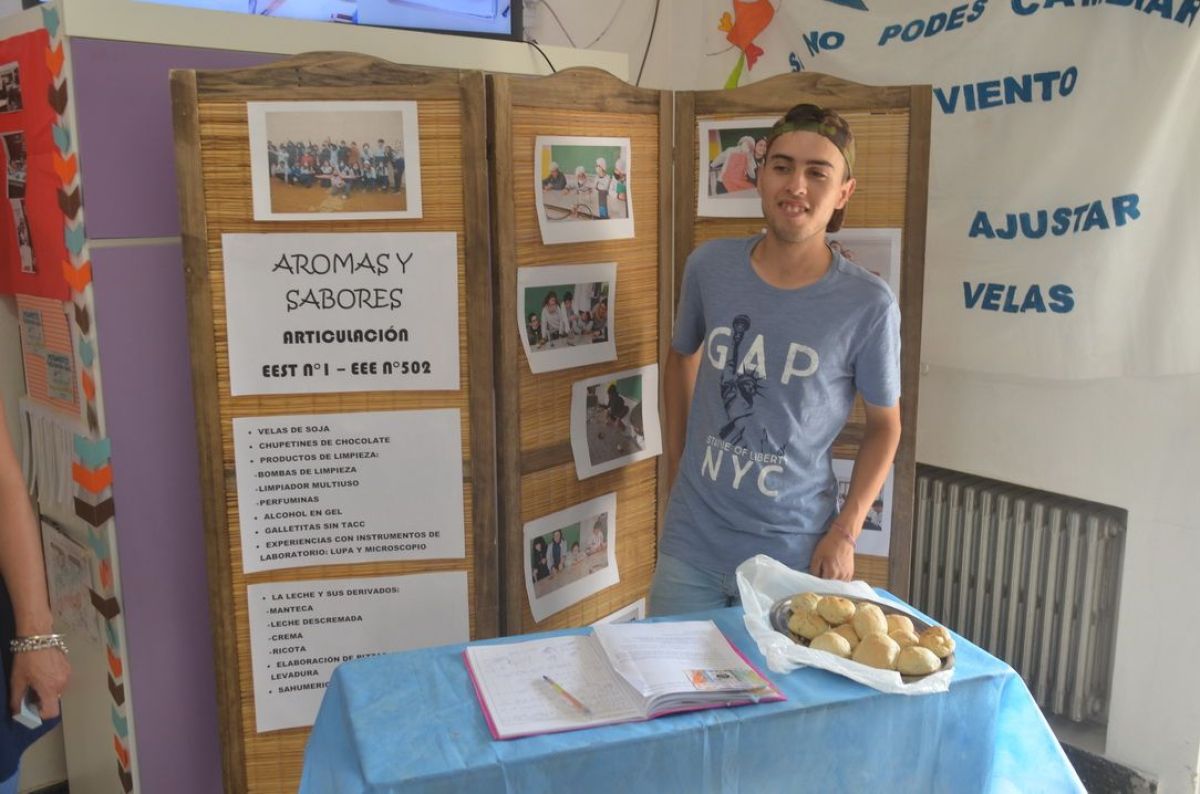 Se realizó la muestra institucional de la Escuela 502