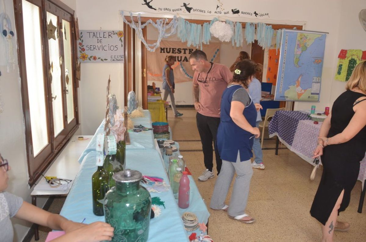 Se realizó la muestra institucional de la Escuela 502