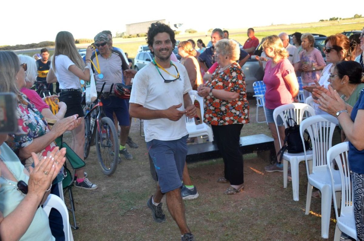 Ni el sol, ni el calor menguaron la Peregrinación  en tributo a la Virgen