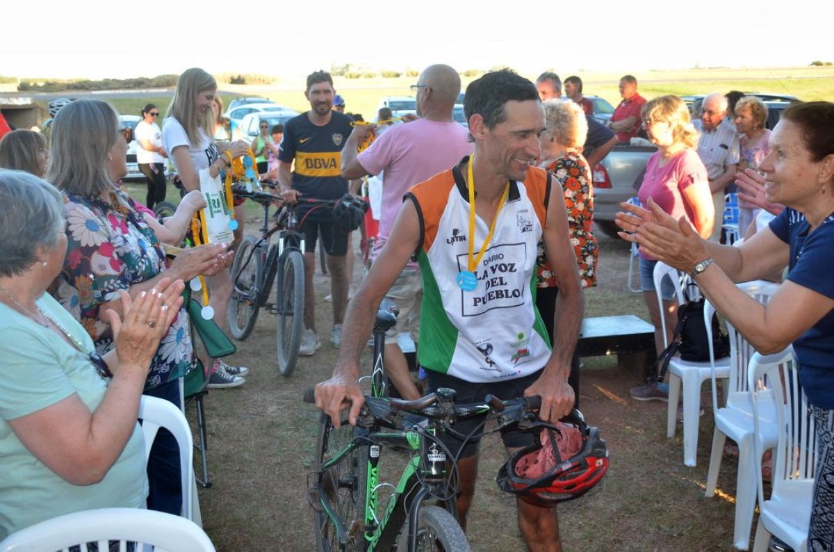 Ni el sol, ni el calor menguaron la Peregrinación  en tributo a la Virgen
