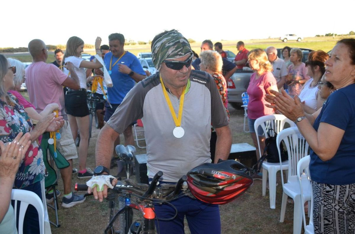 Ni el sol, ni el calor menguaron la Peregrinación  en tributo a la Virgen