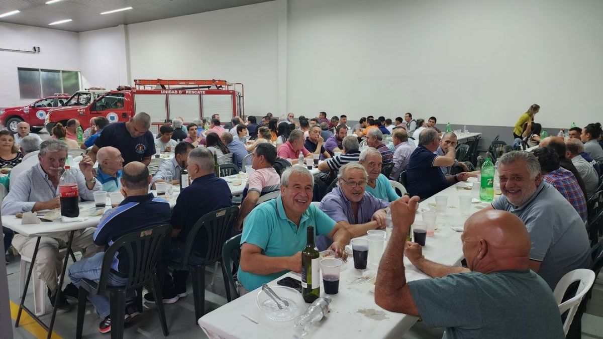 Cena de fin de año de bomberos voluntarios