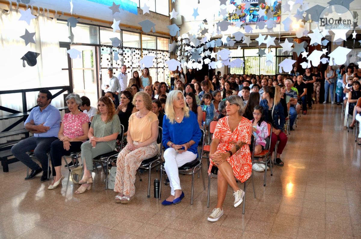 Emotivo acto académico de Colación de los nuevos egresados 2022