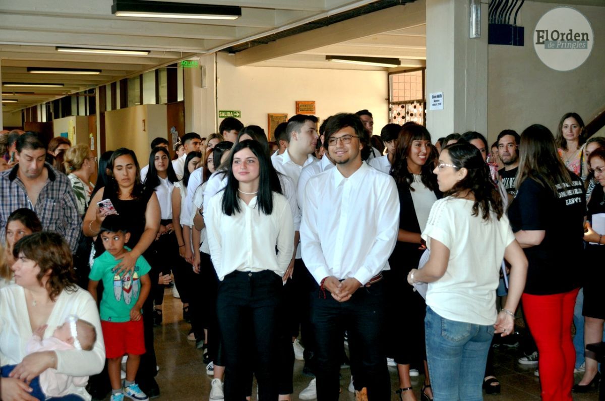 Emotivo acto académico de Colación de los nuevos egresados 2022