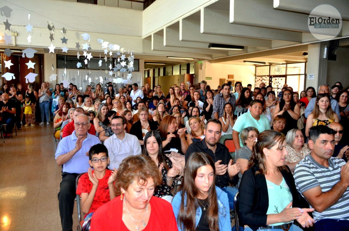 Emotivo acto académico de Colación de los nuevos egresados 2022