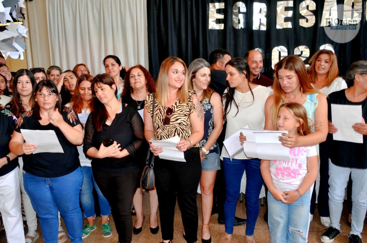 Emotivo acto académico de Colación de los nuevos egresados 2022