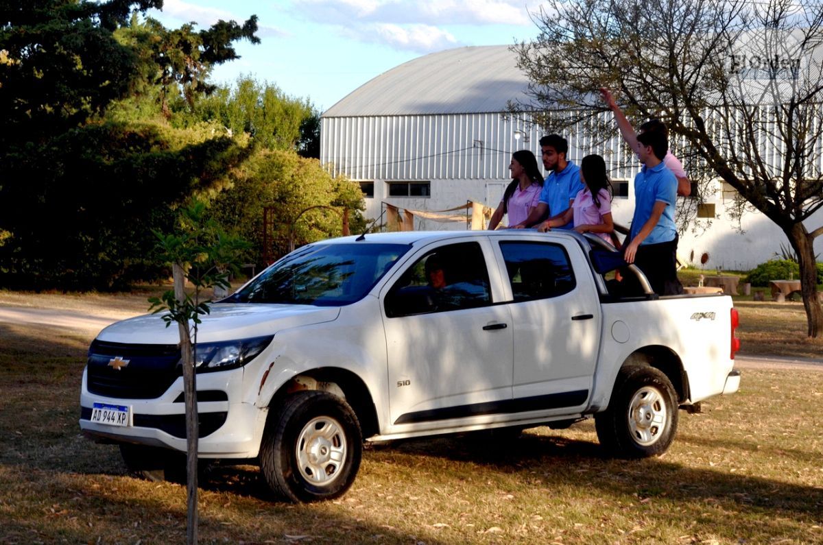 La Escuela Agrotécnica despidió con emoción a sus 67 egresados 2022