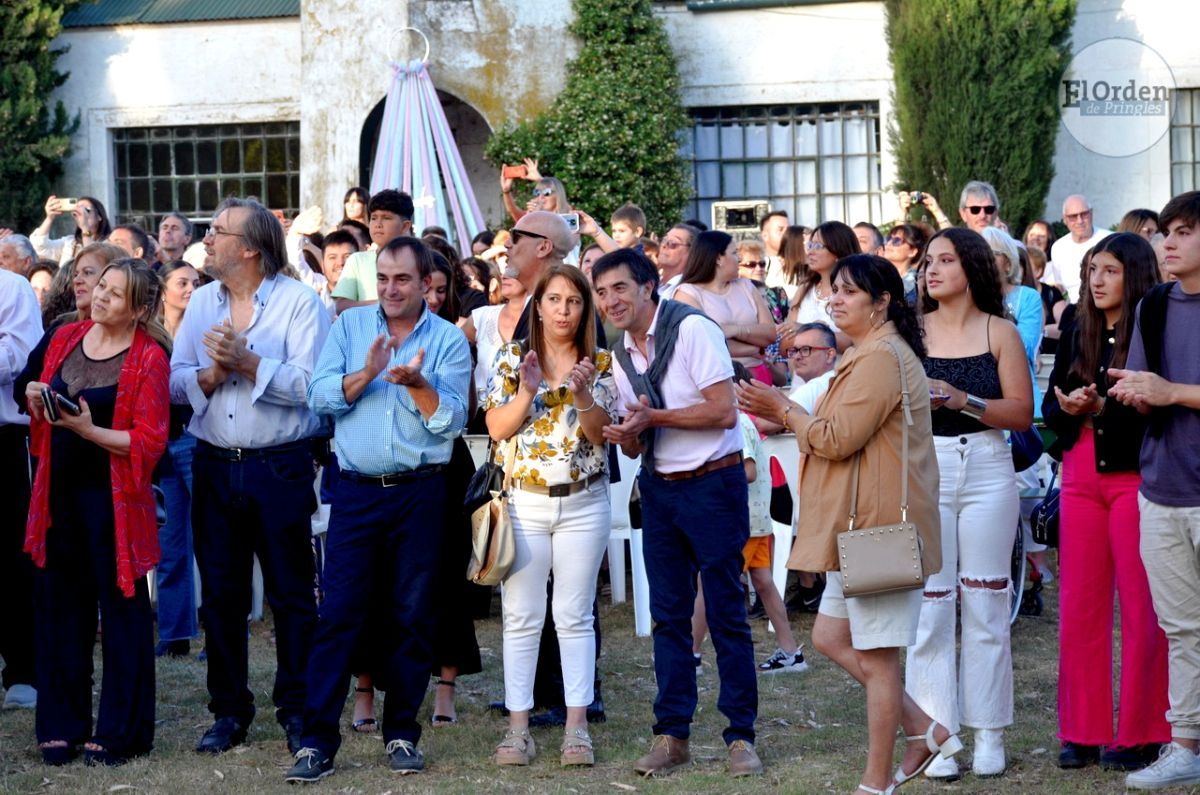 La Escuela Agrotécnica despidió con emoción a sus 67 egresados 2022