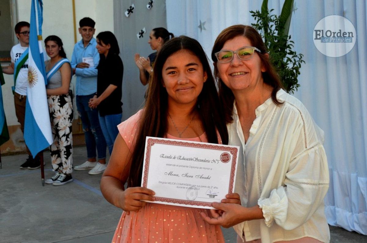 La Escuela Secundaria N°5 despidió a los Egresados 2022