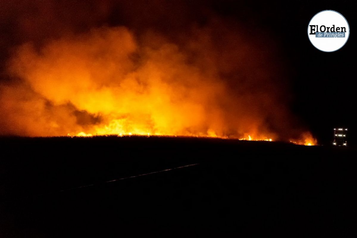 Se incendió un camión en cercanías de Fra-Pal