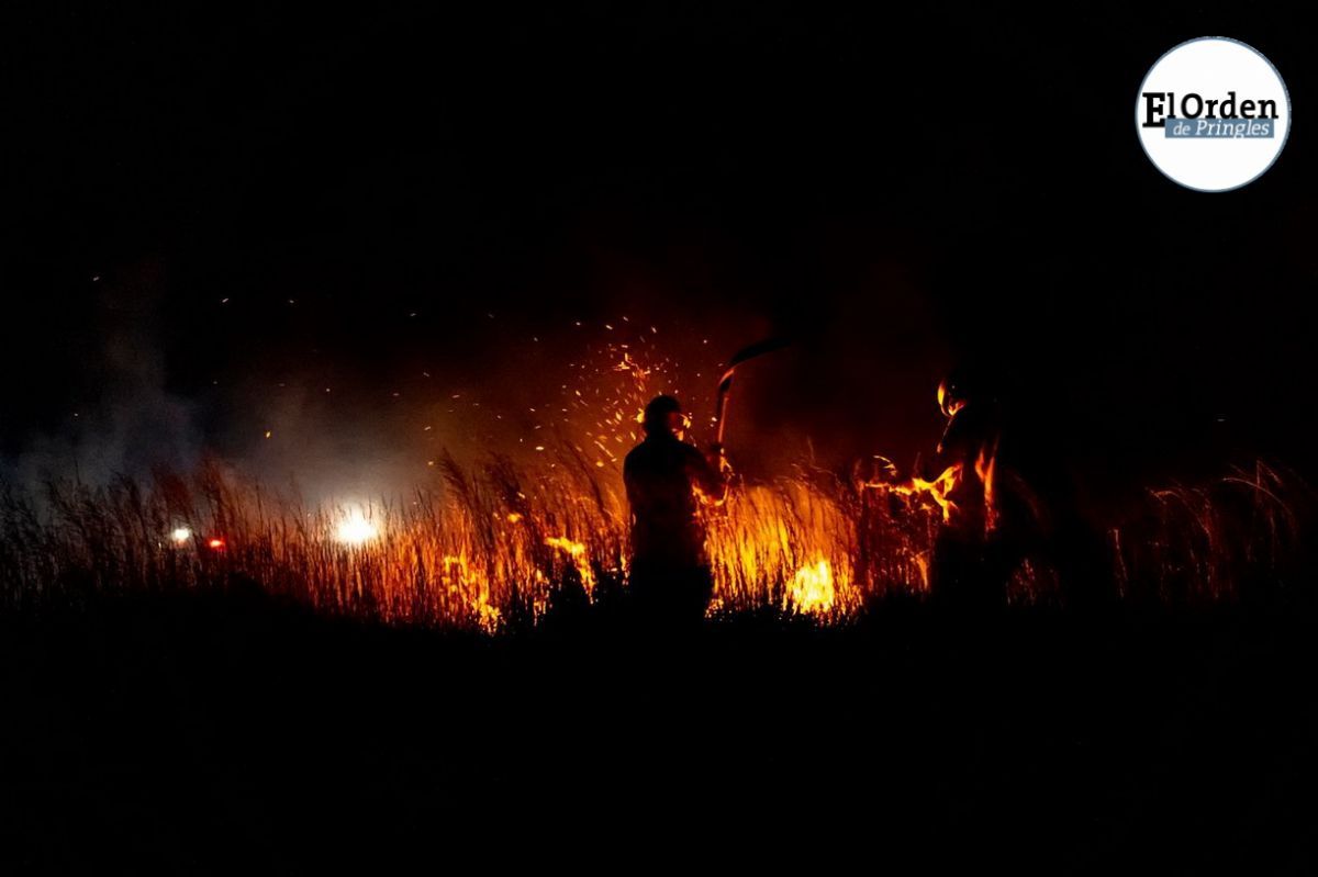 Se incendió un camión en cercanías de Fra-Pal