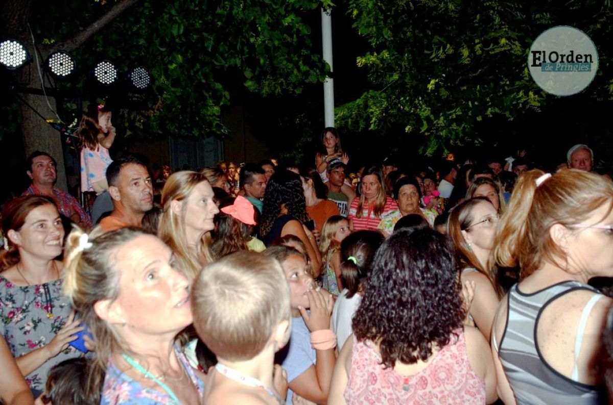 Cálida y emotiva travesía de los Reyes Magos.