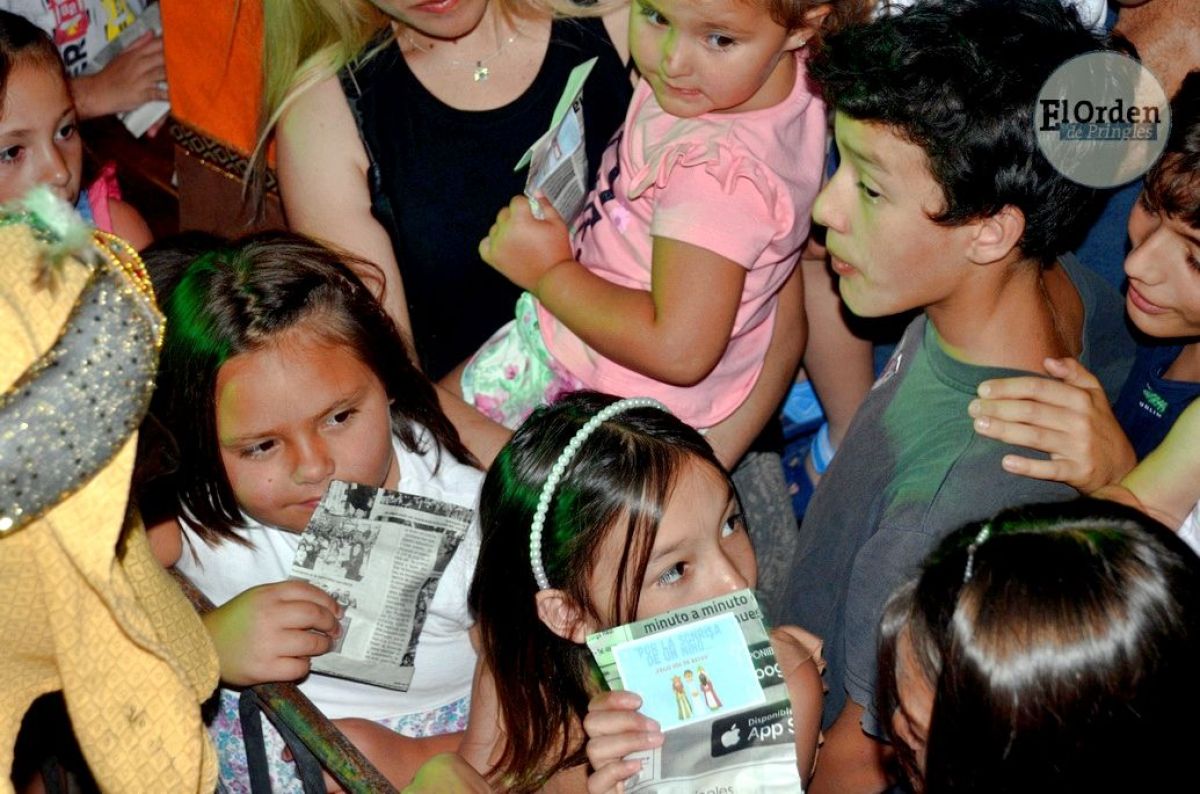 Cálida y emotiva travesía de los Reyes Magos.