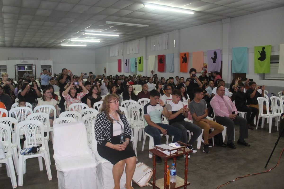 Gran inicio del Congreso Nacional de Jóvenes evangélicos.