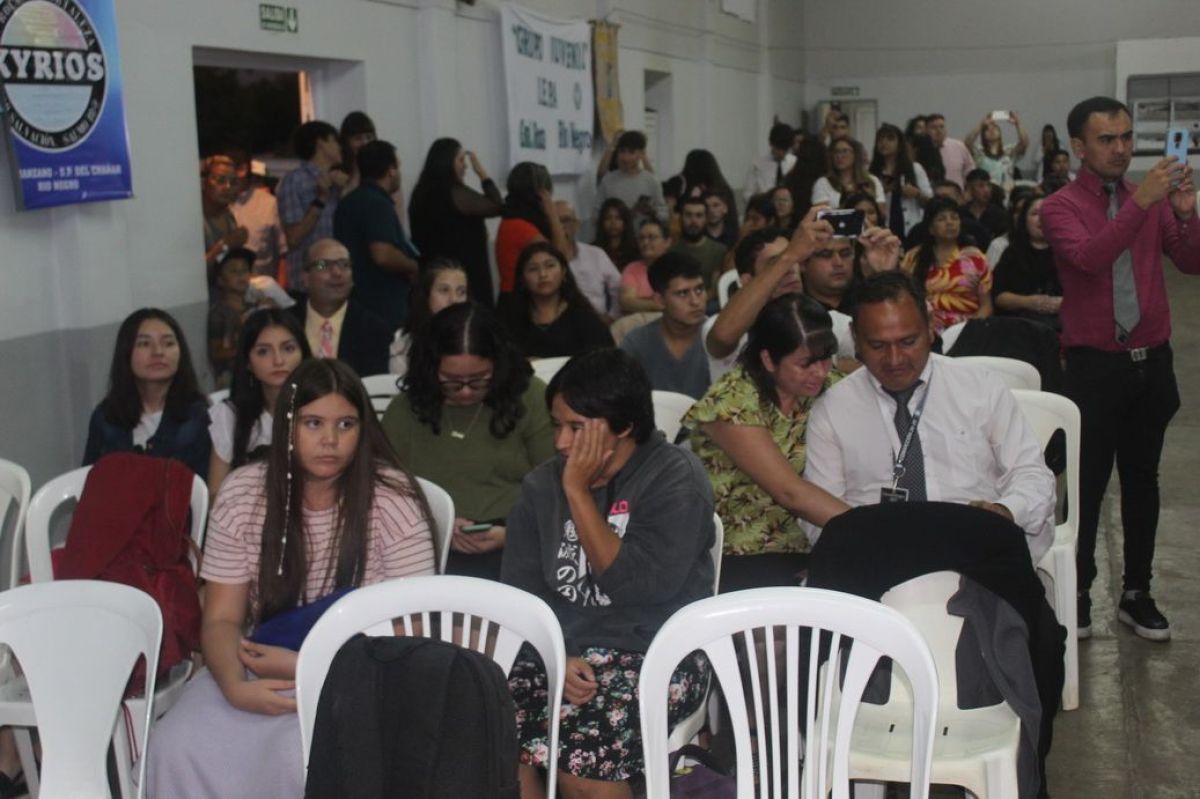 Gran inicio del Congreso Nacional de Jóvenes evangélicos.