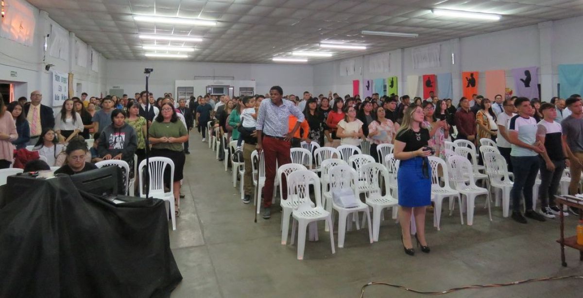 Gran inicio del Congreso Nacional de Jóvenes evangélicos.