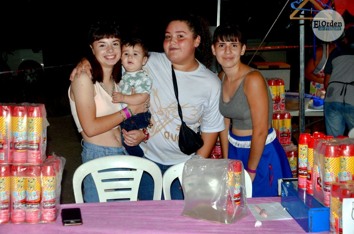 Con murgas, carrozas y mascaritas se están viviendo los Corsos 2023