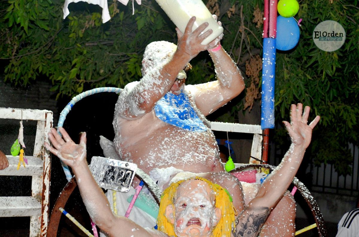 Cerraron los corsos 2023 con la quema del Rey Momo y entrega de premios