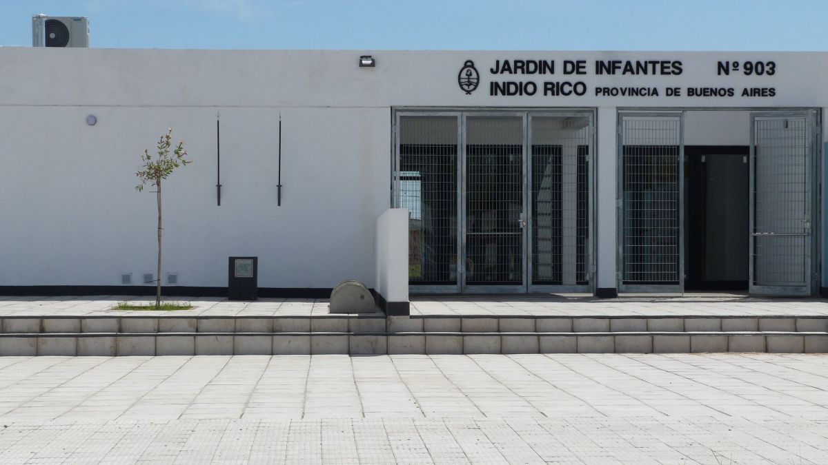 Con la presencia de Alberto Sileoni se inauguró el Jardín 903 de Indio Rico