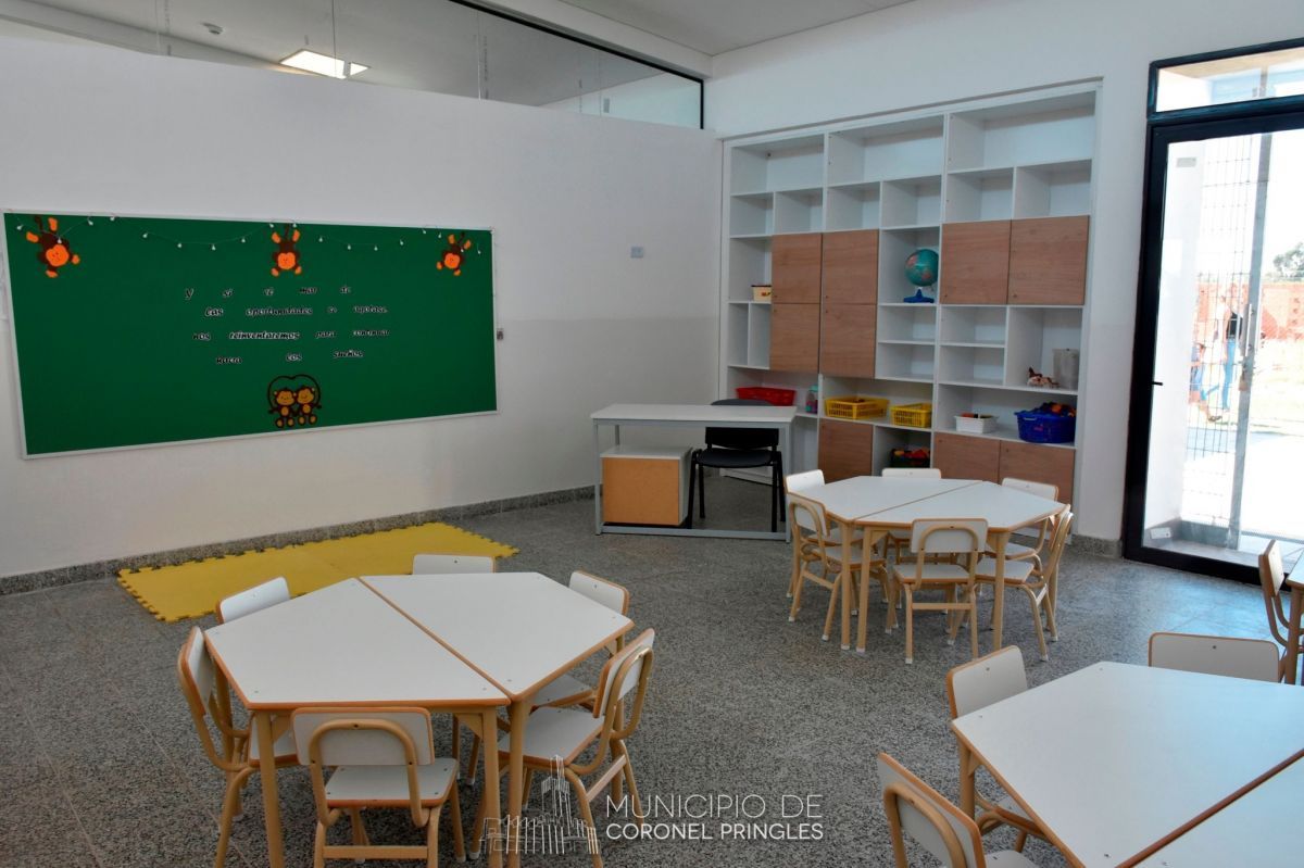 Con la presencia de Alberto Sileoni se inauguró el Jardín 903 de Indio Rico