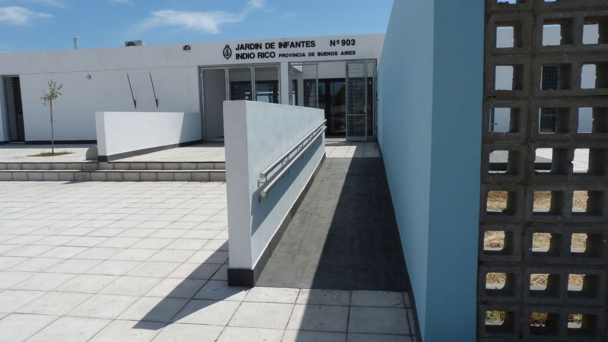 Con la presencia de Alberto Sileoni se inauguró el Jardín 903 de Indio Rico