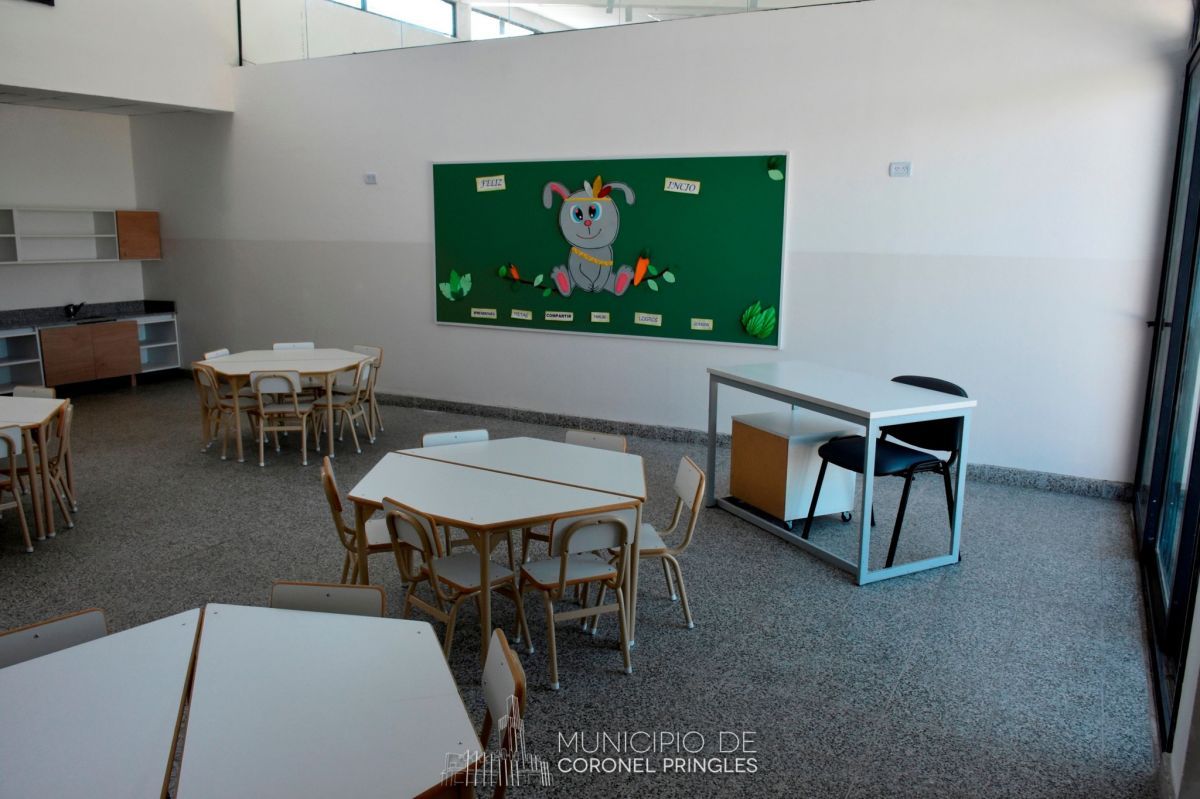 Con la presencia de Alberto Sileoni se inauguró el Jardín 903 de Indio Rico