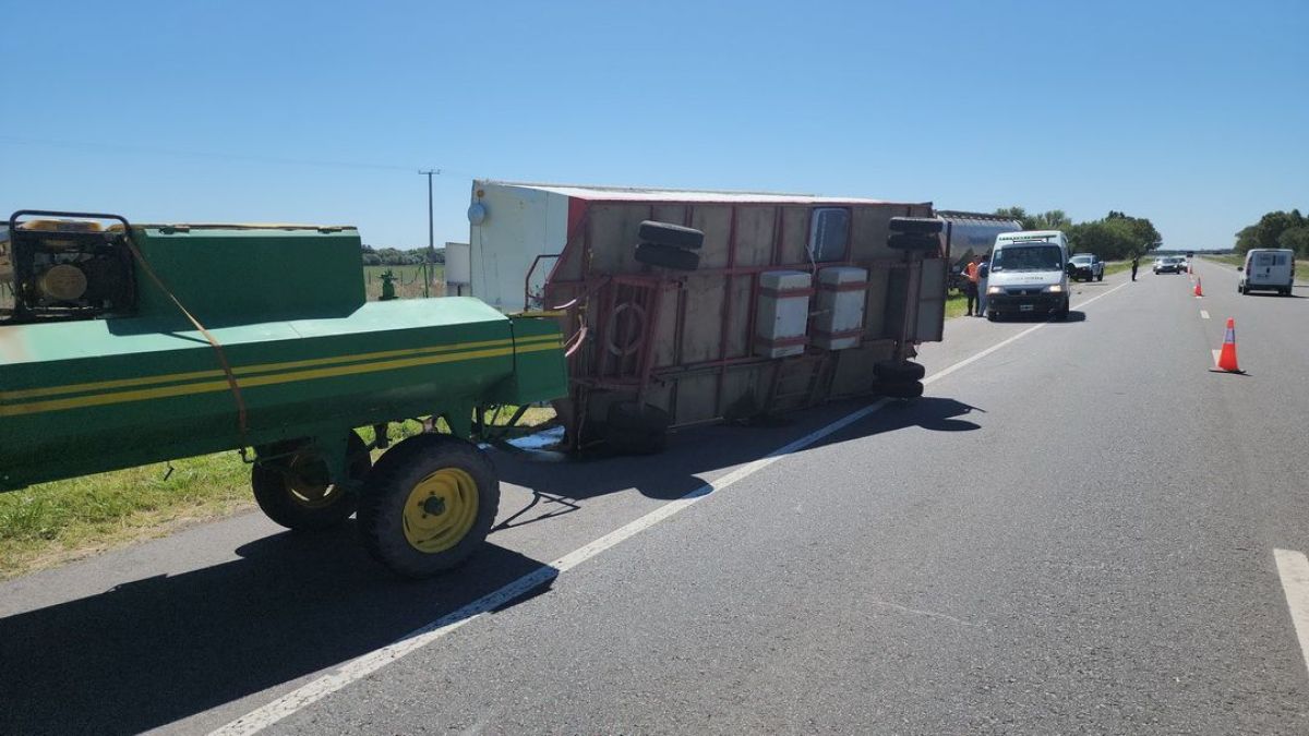 Un camión chocó contra una casilla rural: un herido sin gravedad