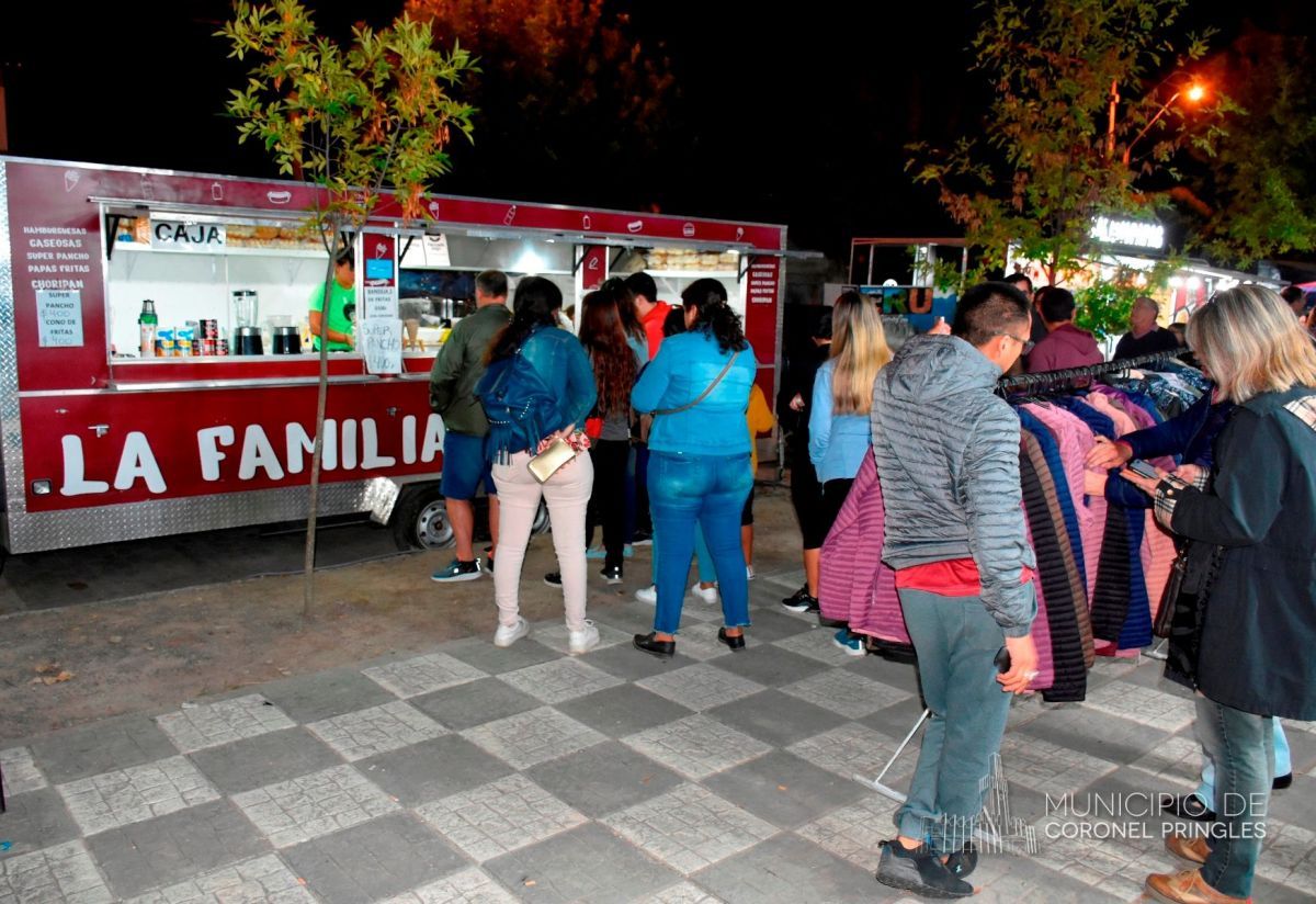 Alta aceptación  por la Feria Gastronómica en la Plaza San Martín