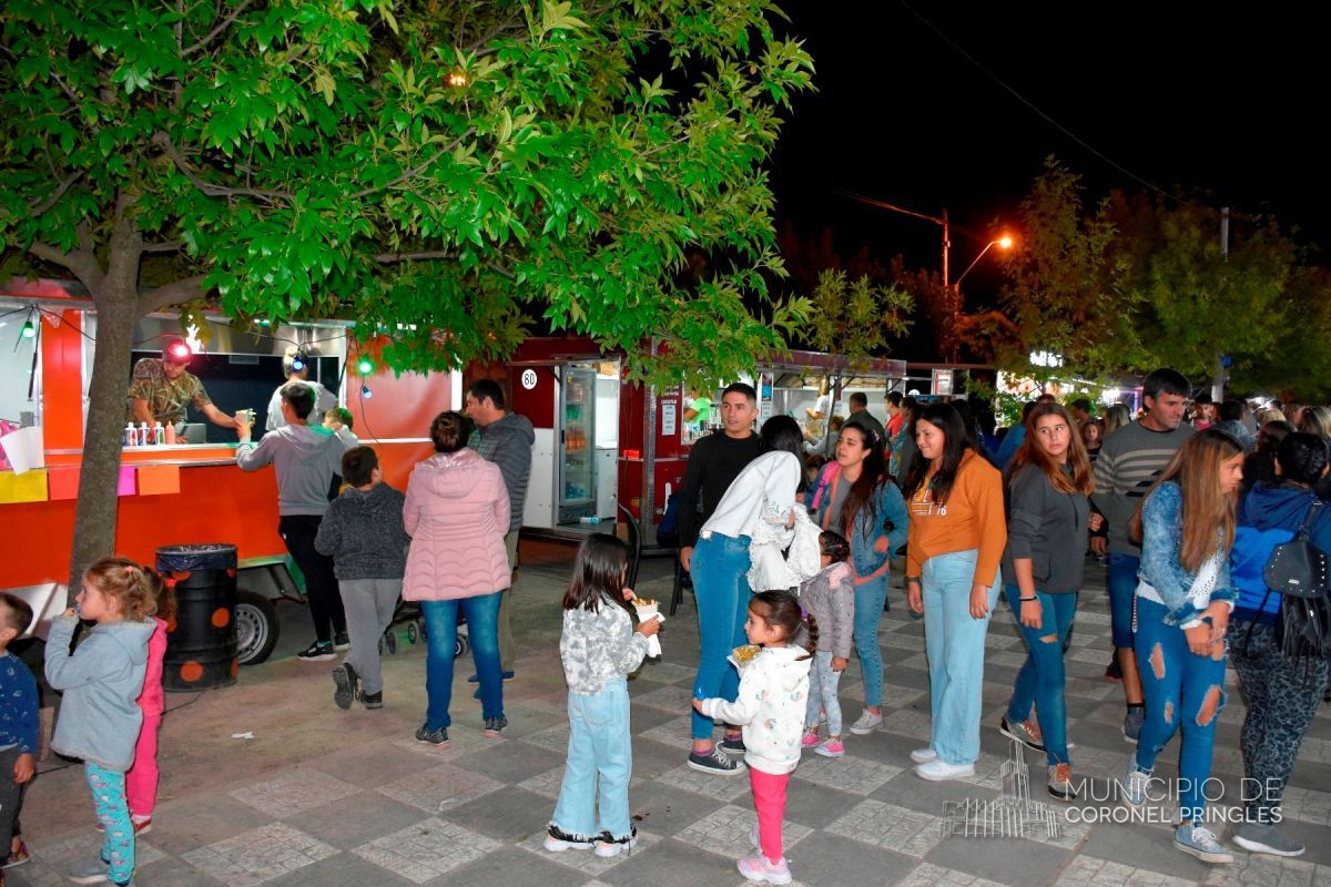 Alta aceptación  por la Feria Gastronómica en la Plaza San Martín