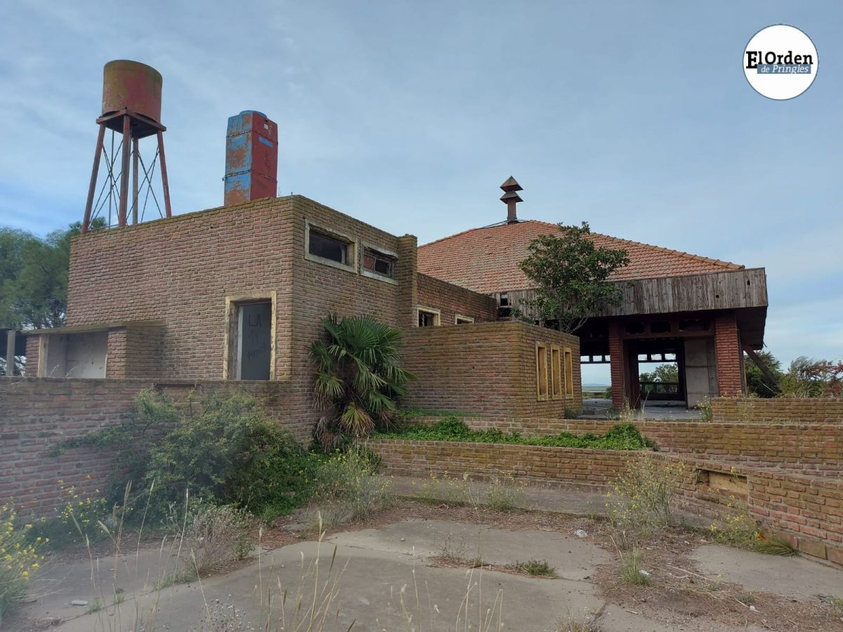 La Hostería del Dique Paso de las Piedras: de la promesa de reapertura a la triste realidad del abandono