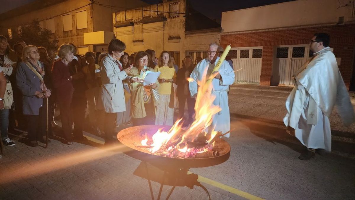 La feligresía celebró  el ‘Paso’ de la muerte a la vida de Jesucristo
