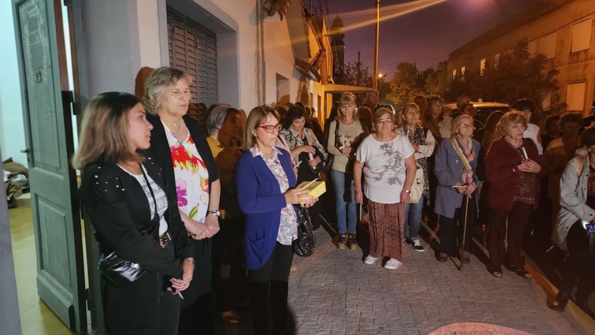 La feligresía celebró  el ‘Paso’ de la muerte a la vida de Jesucristo
