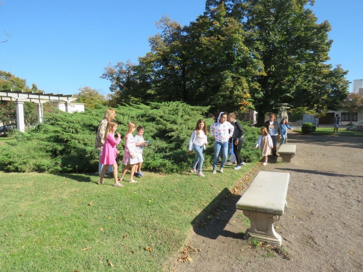 Más de un centenar de chicos participaron en la búsqueda de los Huevos de Pascua