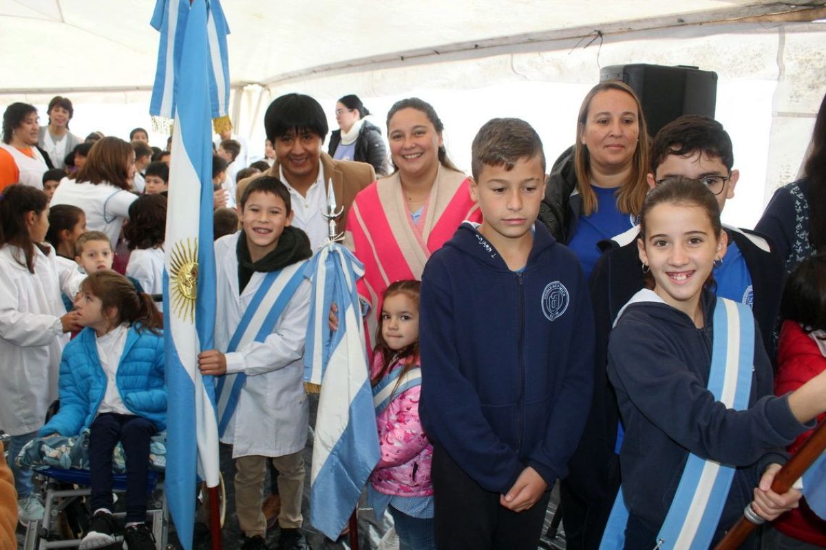 Emotiva celebración por el centenario  de la Escuela Primaria N° 11