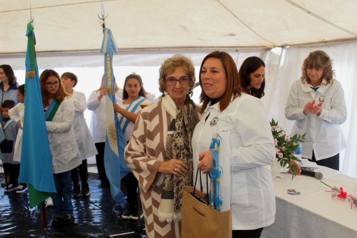 Emotiva celebración por el centenario  de la Escuela Primaria N° 11