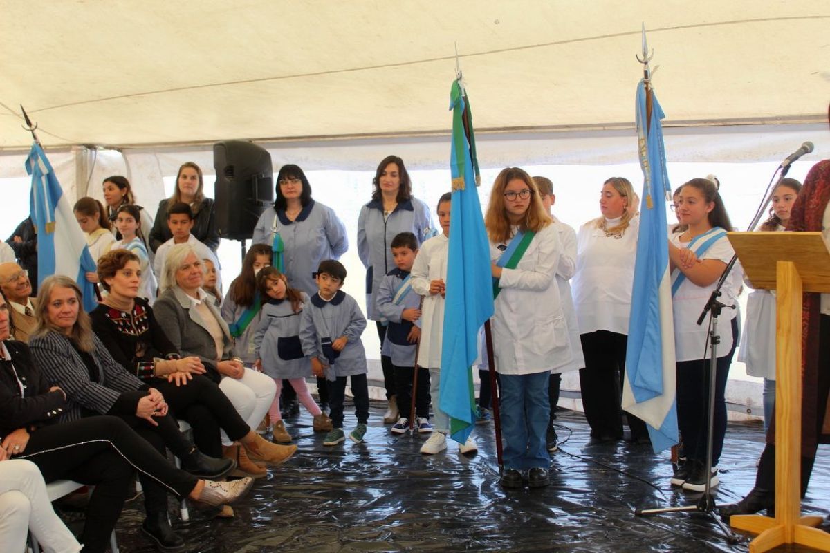 Emotiva celebración por el centenario  de la Escuela Primaria N° 11