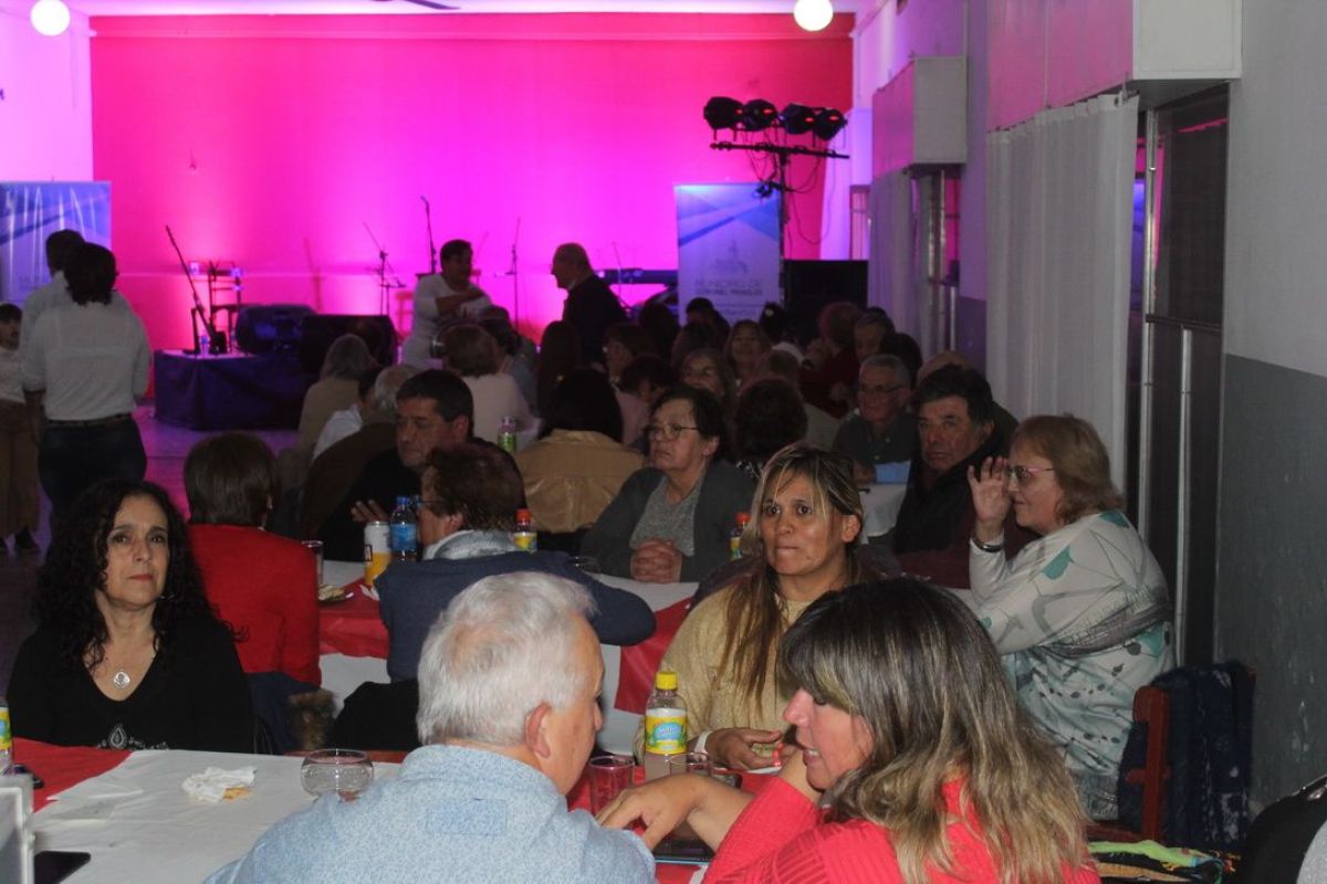 Magistral actuación de “Chiqui” Pereyra, la voz ‘rea’ del tango  