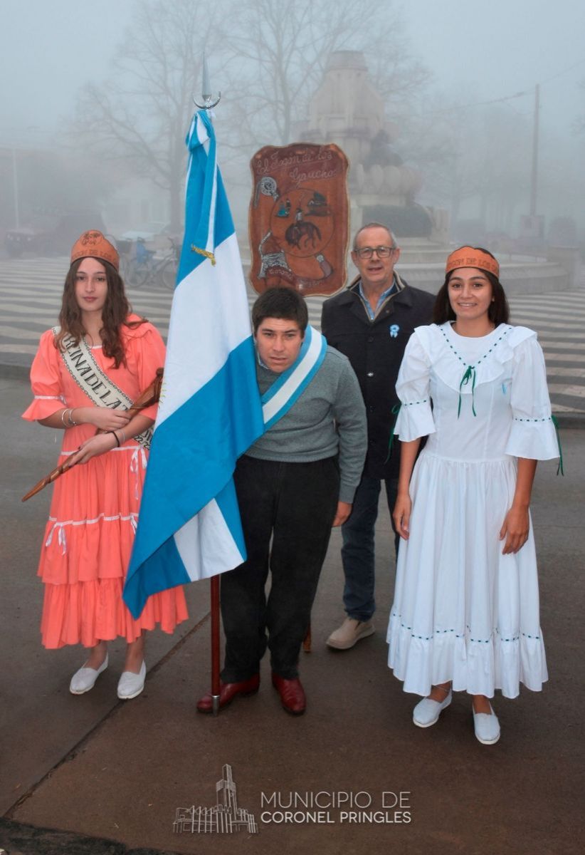 Con danza y chocolate se celebró el aniversario de la Revolución de Mayo