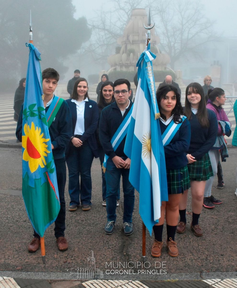 Con danza y chocolate se celebró el aniversario de la Revolución de Mayo